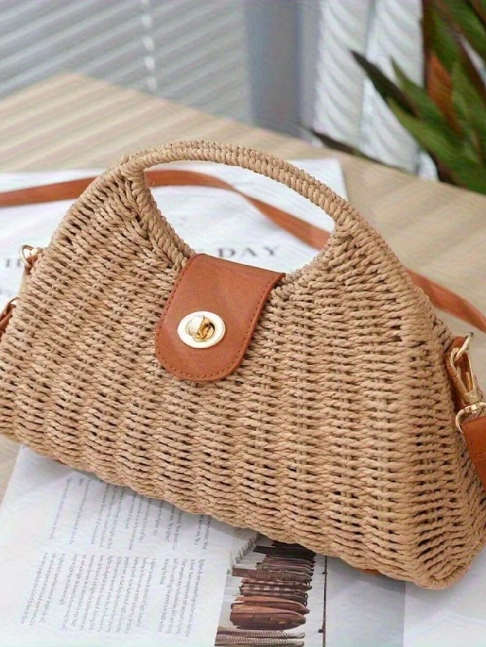 Summer Handbag/Crossbody tan Straw color woven - Picture 6 of 7